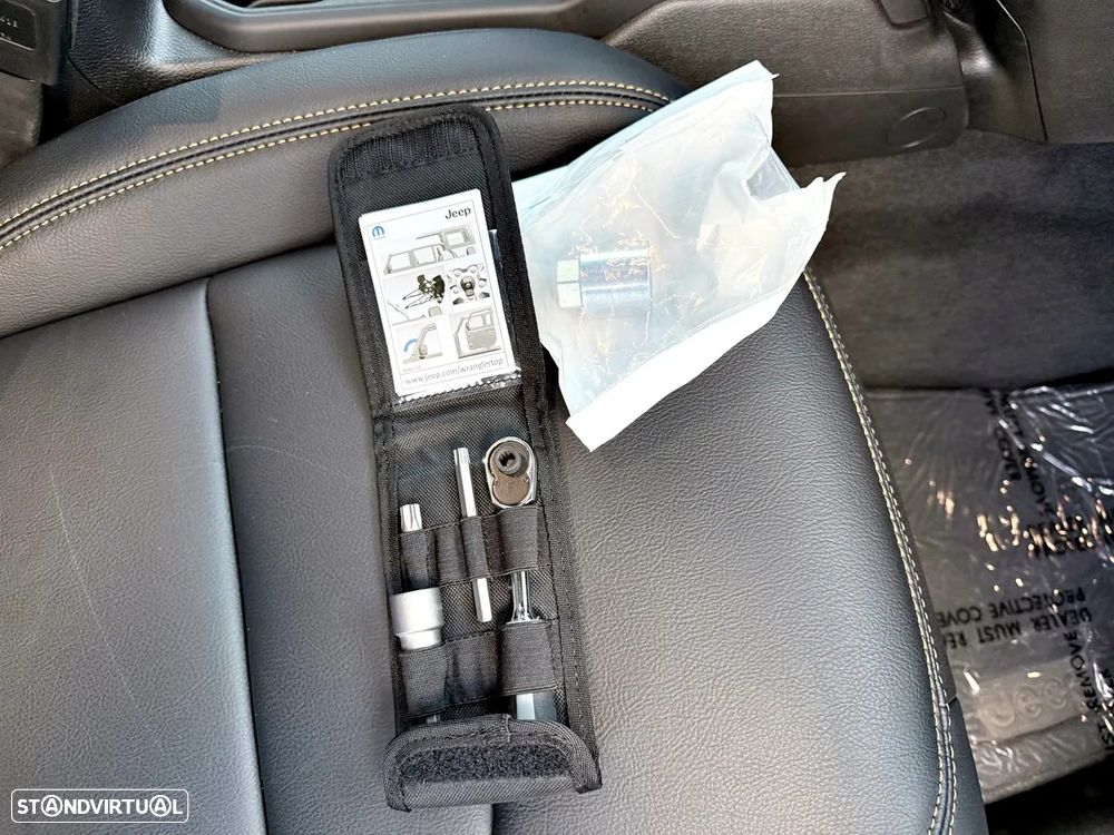 Jeep Wrangler Unlimited 2.0 TG 4xe Sahara - 28