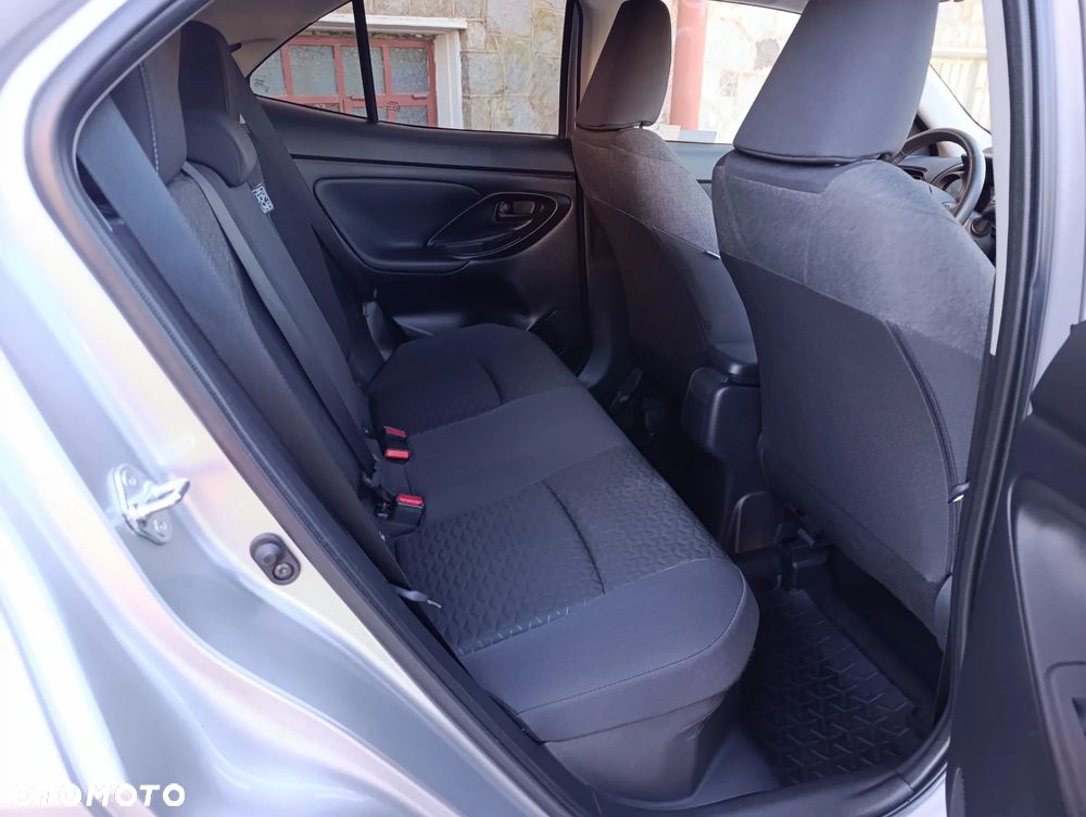 Toyota Yaris Cross Hybrid 1.5 Comfort - 21