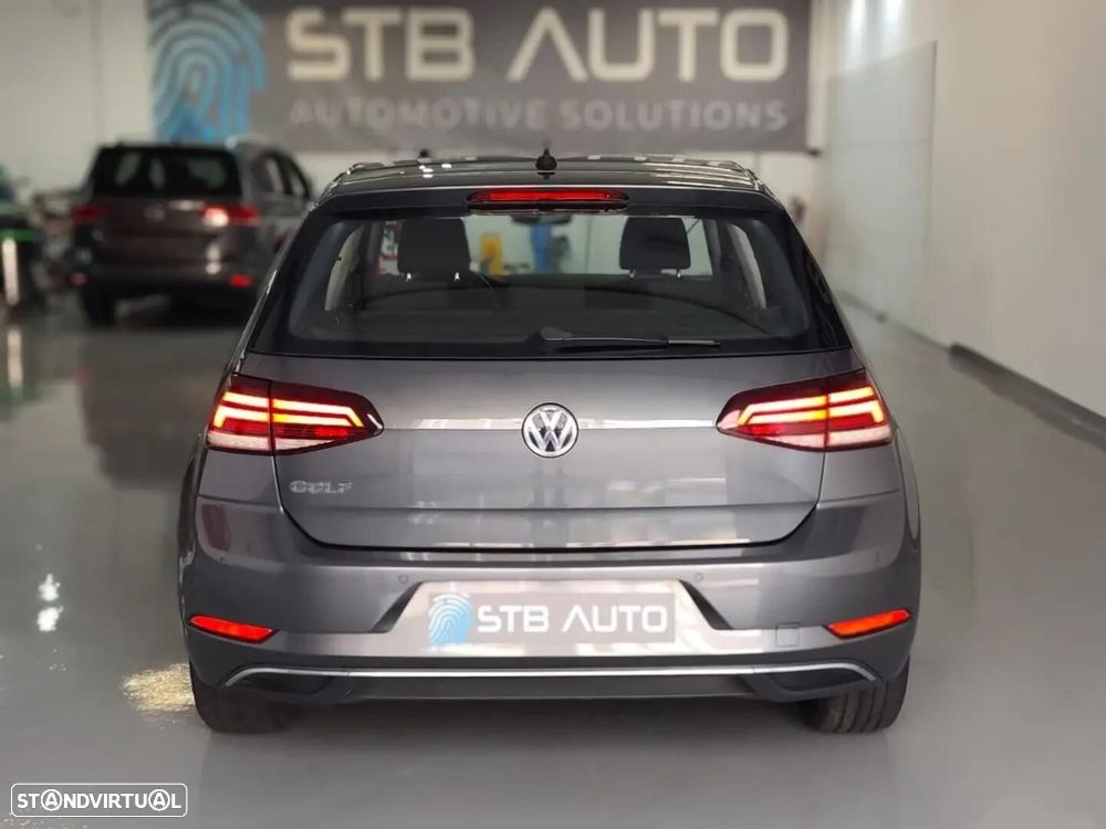 VW Golf - 4