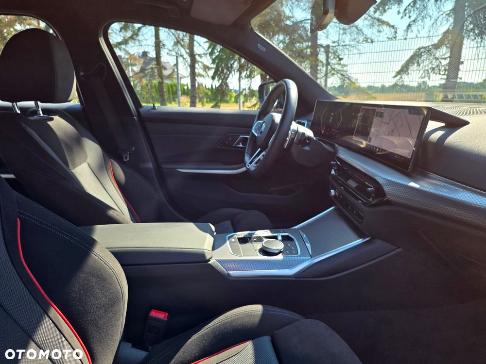 BMW Seria 3 330i xDrive M Sport sport - 13