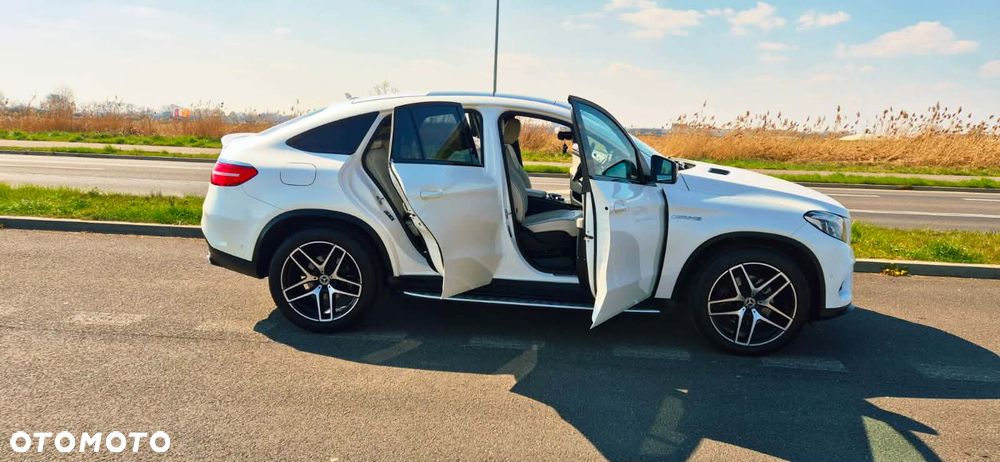 Mercedes-Benz GLE - 11