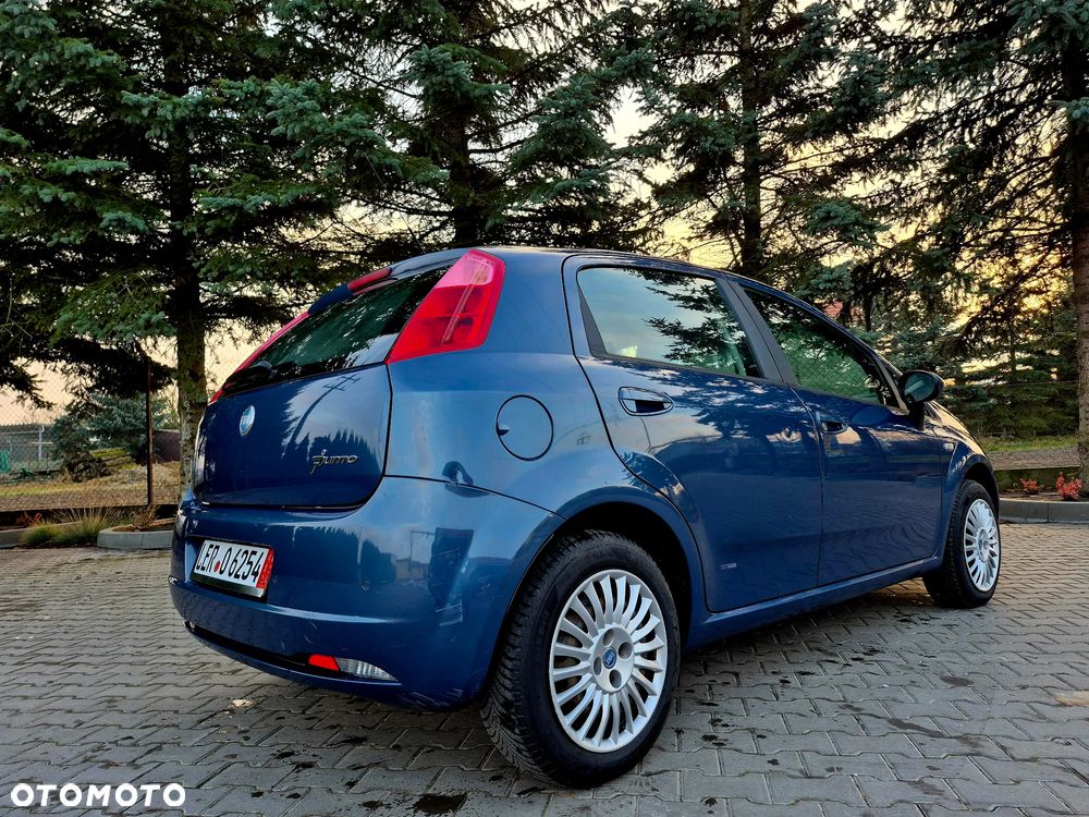 Fiat Grande Punto - 6