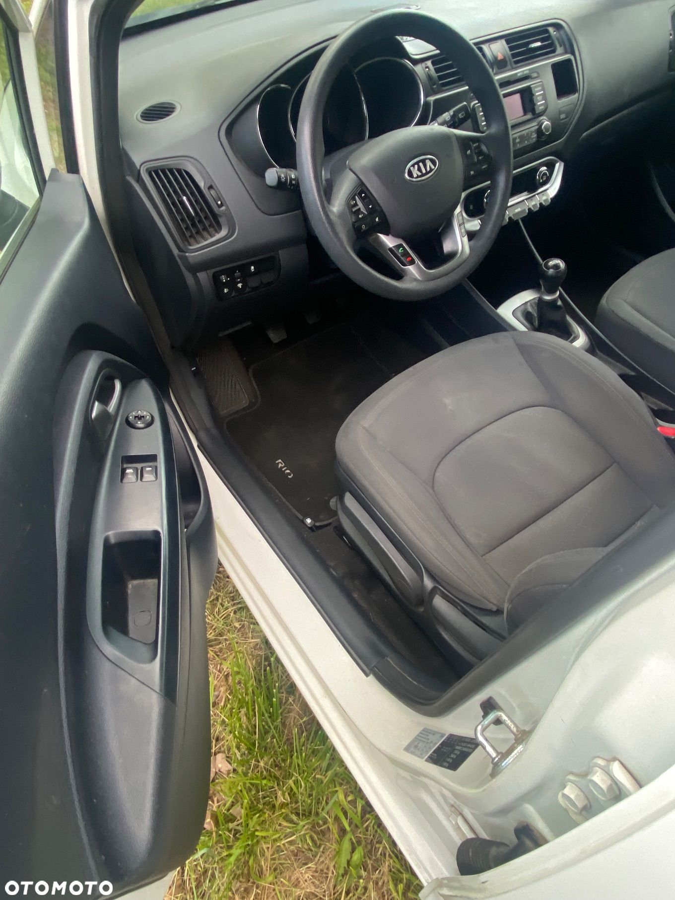 Kia Rio 1.2 Dream Team Edition - 8