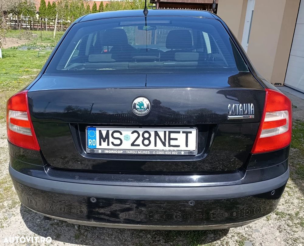 Skoda Octavia 1.6 Trend - 6