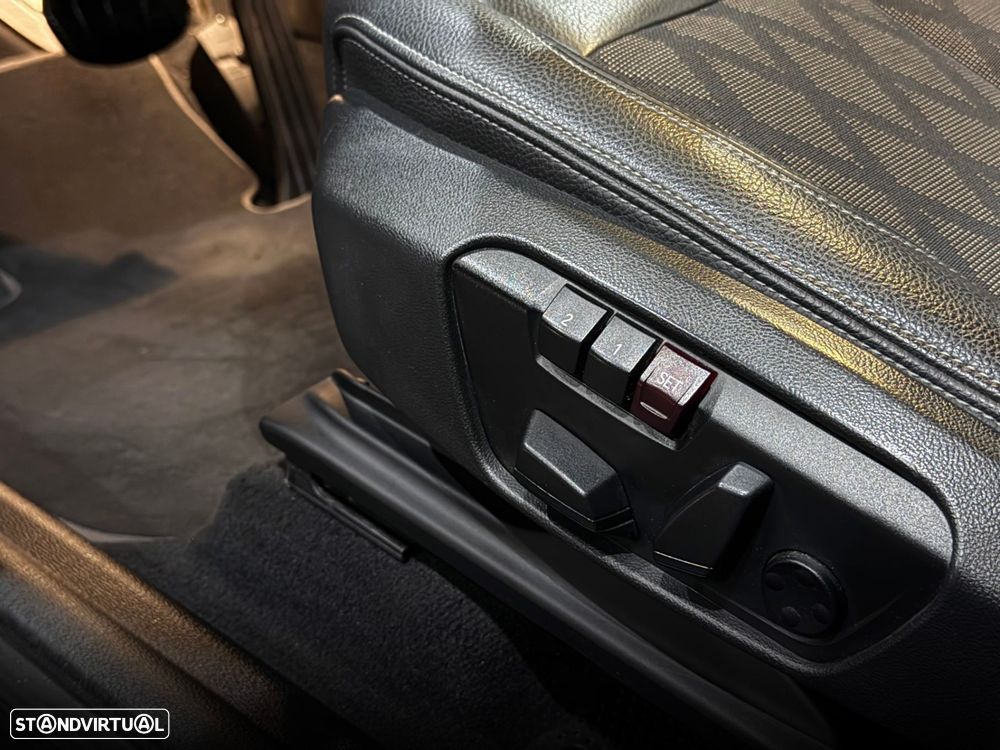 BMW X1 16 d sDrive xLine Auto - 17