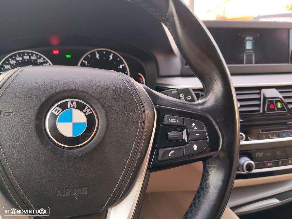 BMW 520 d Auto - 15