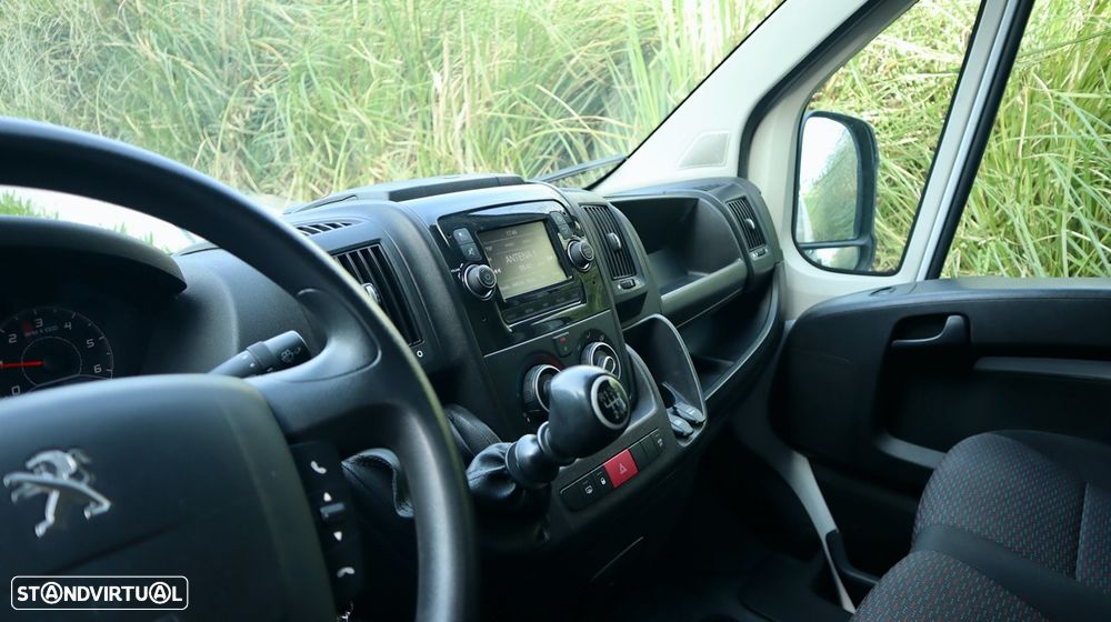 Peugeot Boxer Furgão 330 L3H2 2.2 BlueHDi 120cv - 39