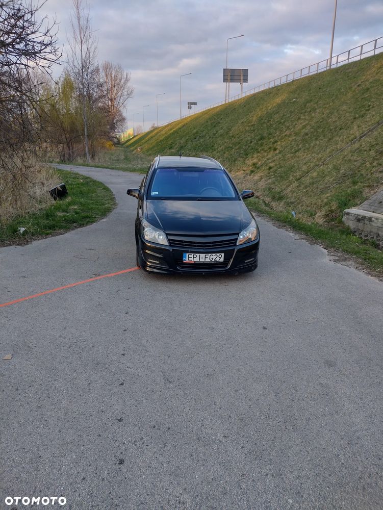 Opel Astra 1.6 Turbo - 1