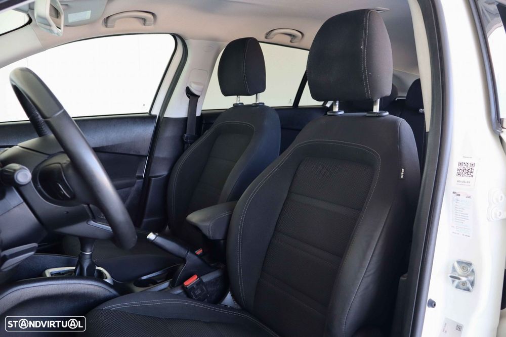 Fiat Tipo Station Wagon 1.3 M-Jet Lounge - 38