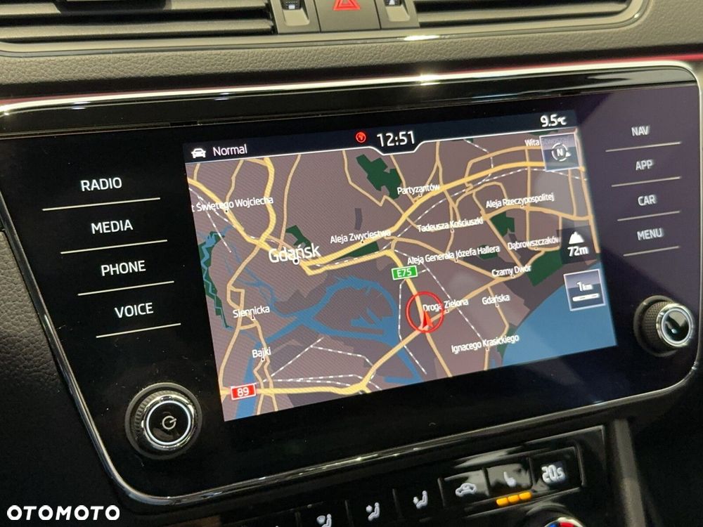 Skoda Superb 2.0 TSI Sportline DSG - 30