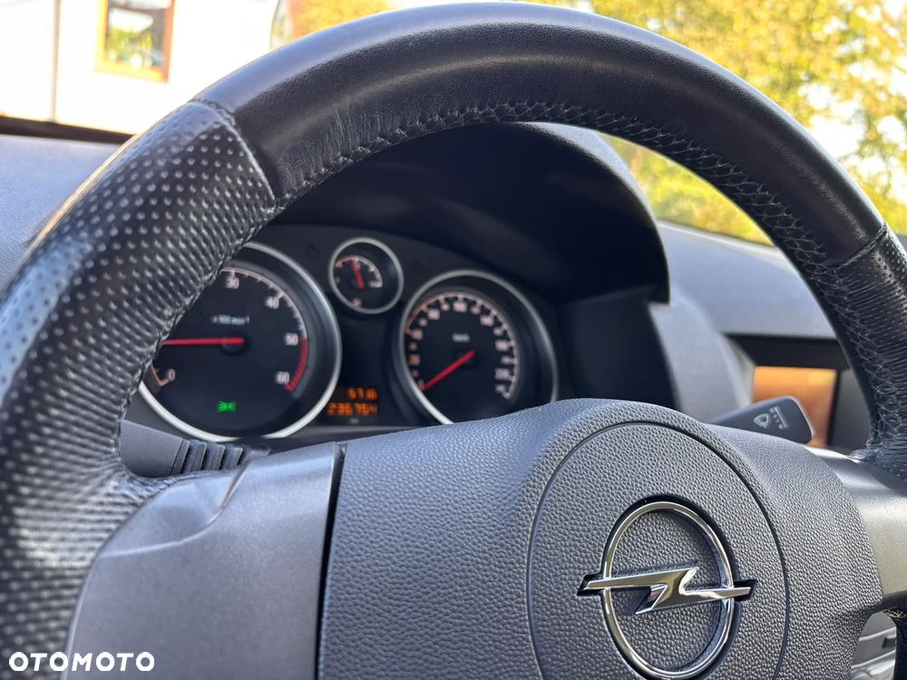 Opel Astra 1.3 CDTI Cosmo - 8