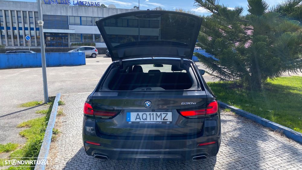 BMW 530 e Pack Desportivo M - 13