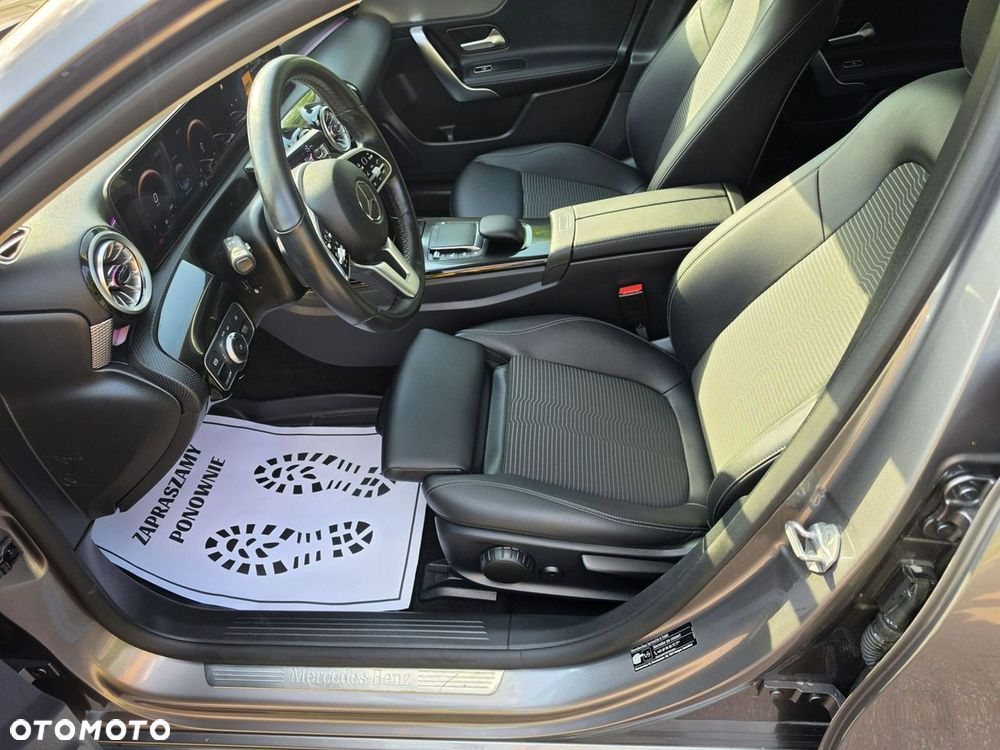Mercedes-Benz Klasa A 180 7G-DCT Style - 14