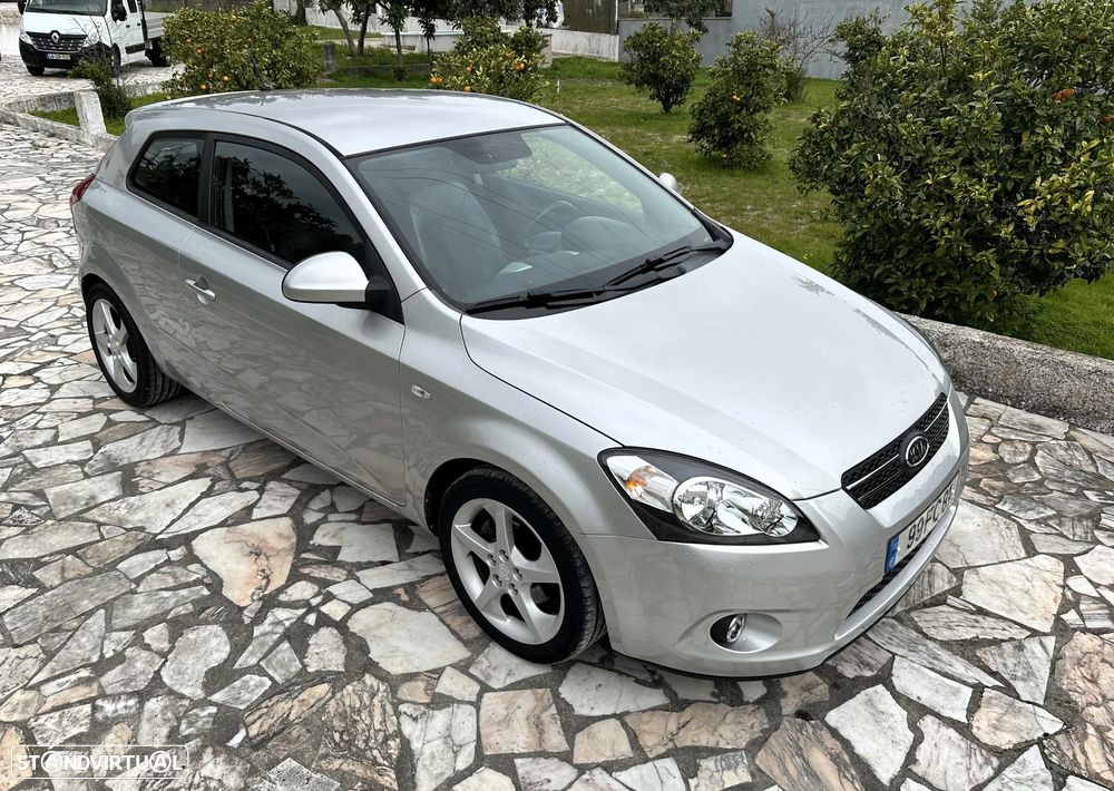 Kia Ceed S Coupé 1.6 CRDi TX - 11