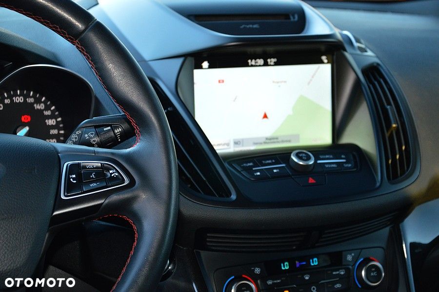 Ford Kuga 1.5 EcoBoost 2x4 Black & Silver - 30