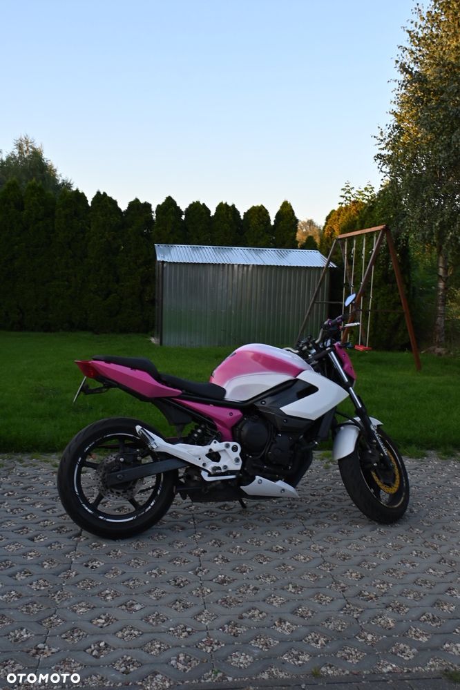 Yamaha XJ - 9