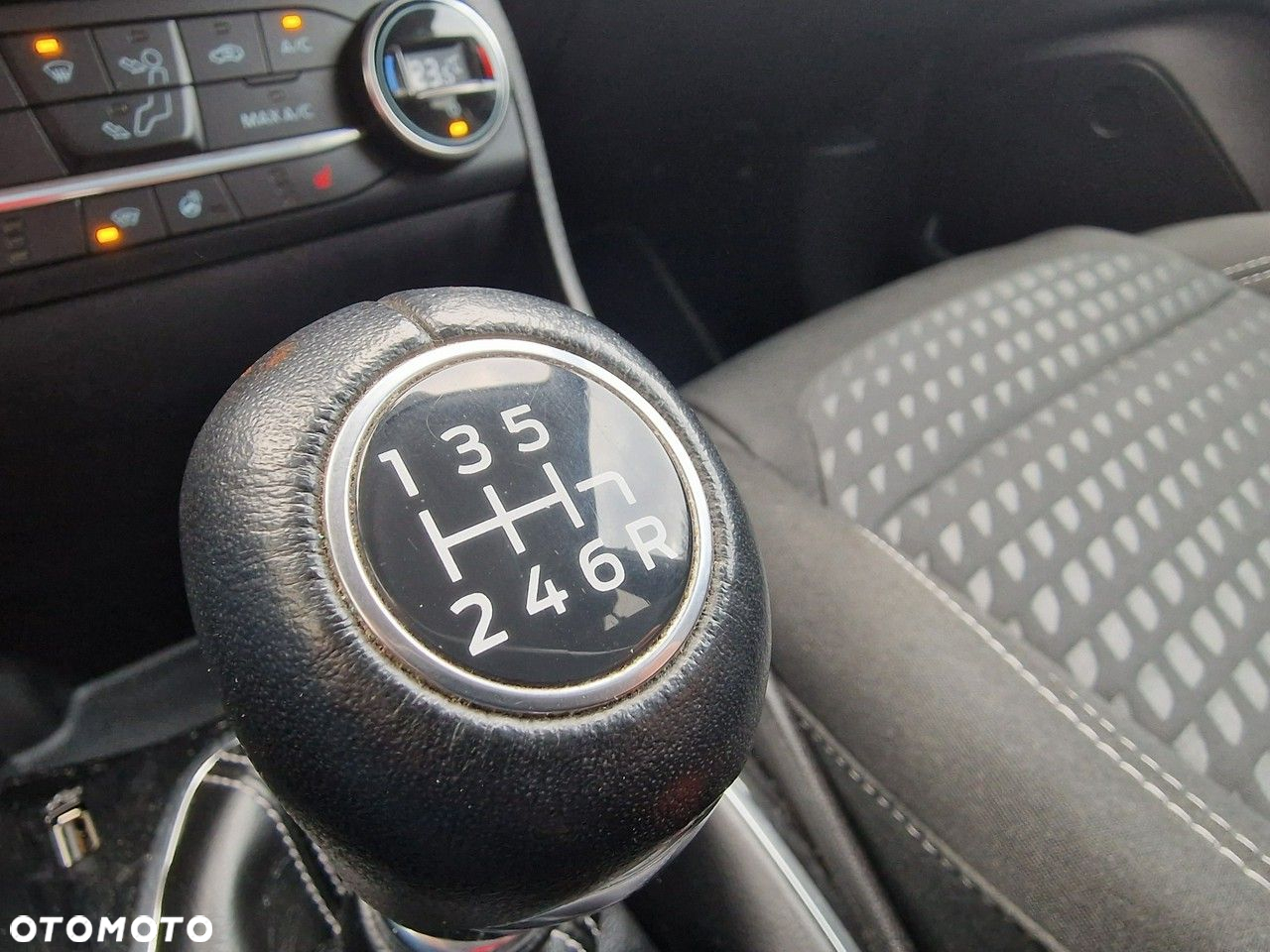 Ford Fiesta - 7