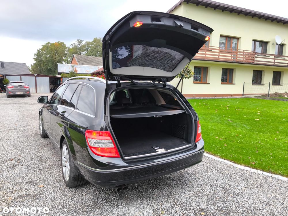 Mercedes-Benz Klasa C 180 T Kompressor Avantgarde - 15