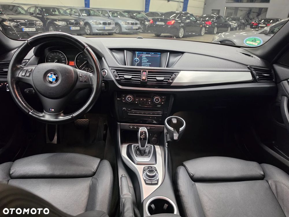 BMW X1 xDrive18d Sport Line - 30