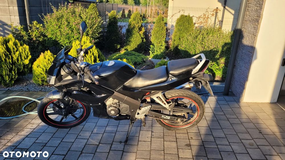 Honda CBR - 1
