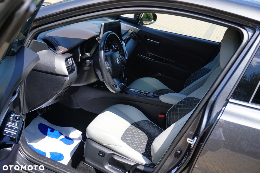Toyota C-HR Business-Edition - 21