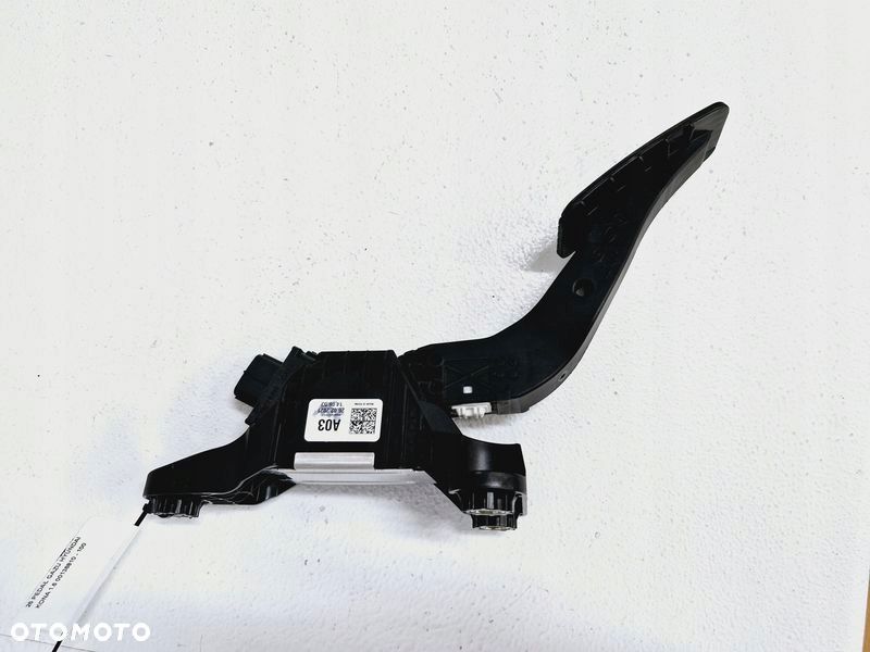 HYUNDAI KONA I 1 1.6 GDI HYBRYDA PEDAŁ GAZU POTENCJOMETR 00136810 - 1
