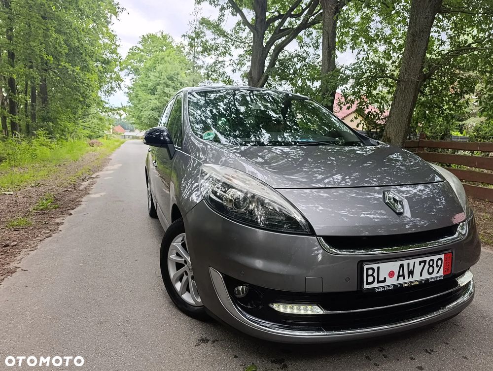 Renault Grand Scenic dCi 110 EDC Bose Edition - 32