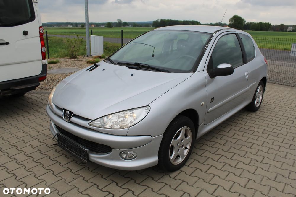 Peugeot 206 75 JBL - 1