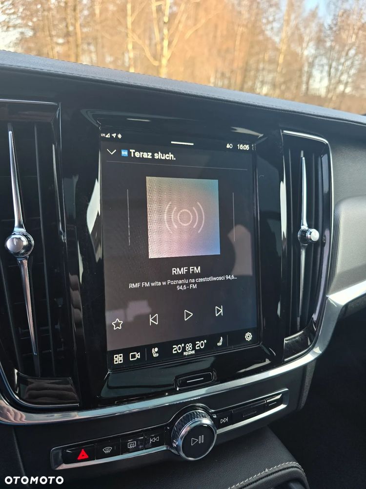 Volvo V90 Cross Country B4 D AWD Ultimate - 33