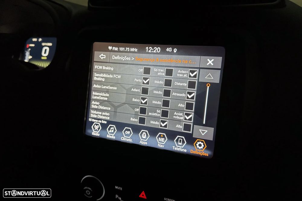 Jeep Renegade 1.3 T-GDI 4xe PLUG-IN Hybrid Auto Limited - 23