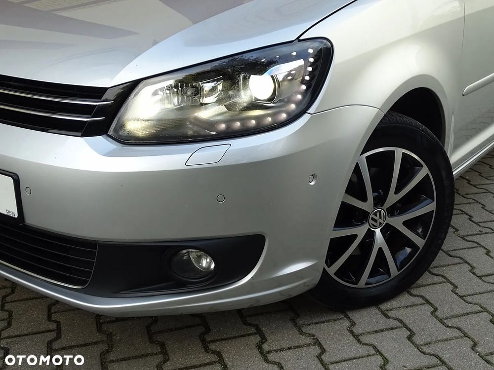 Volkswagen Touran 1.6 TDI DPF BlueMotion Technology Comfortline - 22