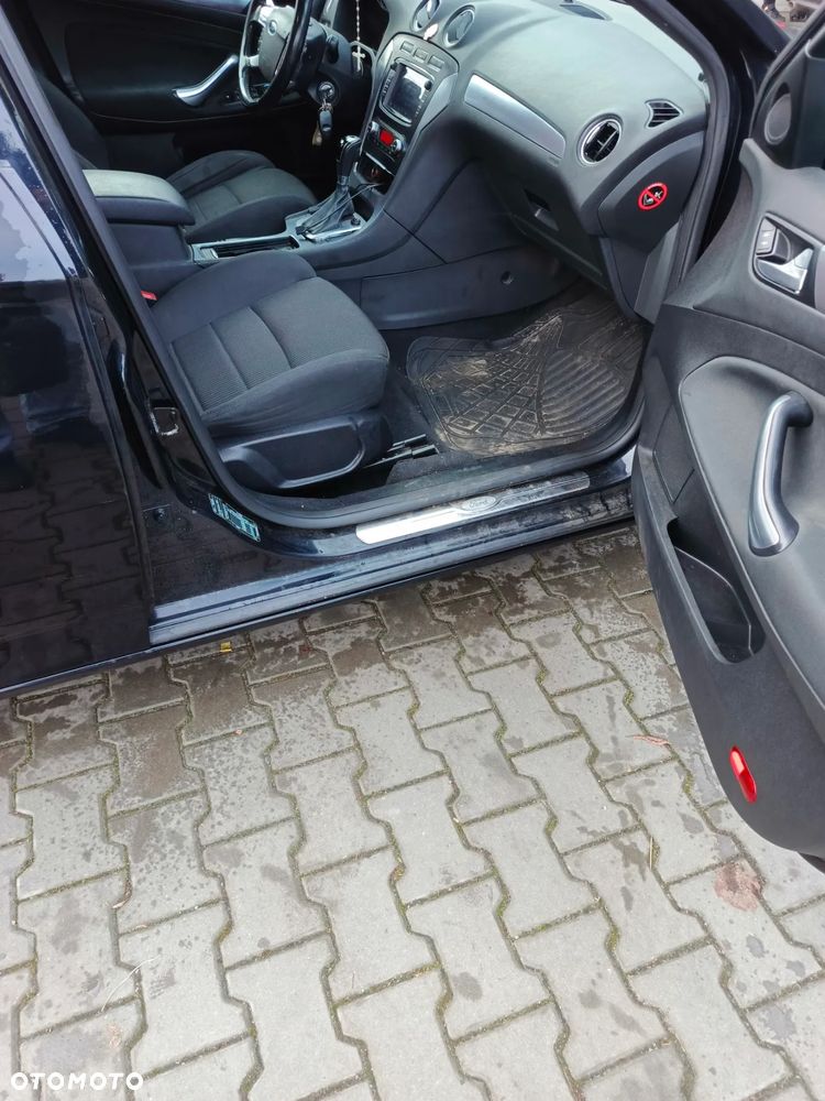 Ford Mondeo 2.0 TDCi Titanium - 10