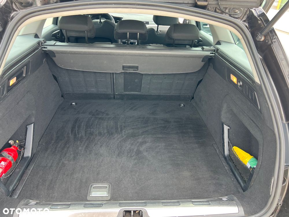 Citroën C5 2.0 HDi Dynamique Equilibre Navi - 12