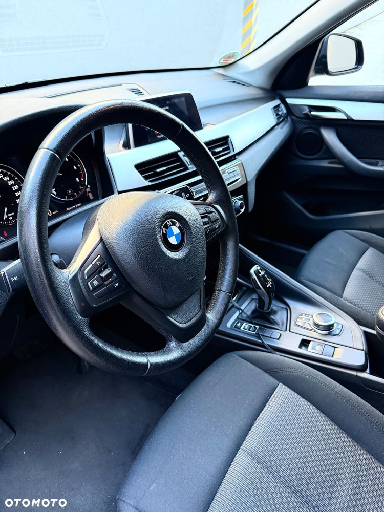 BMW X1 sDrive18d - 27