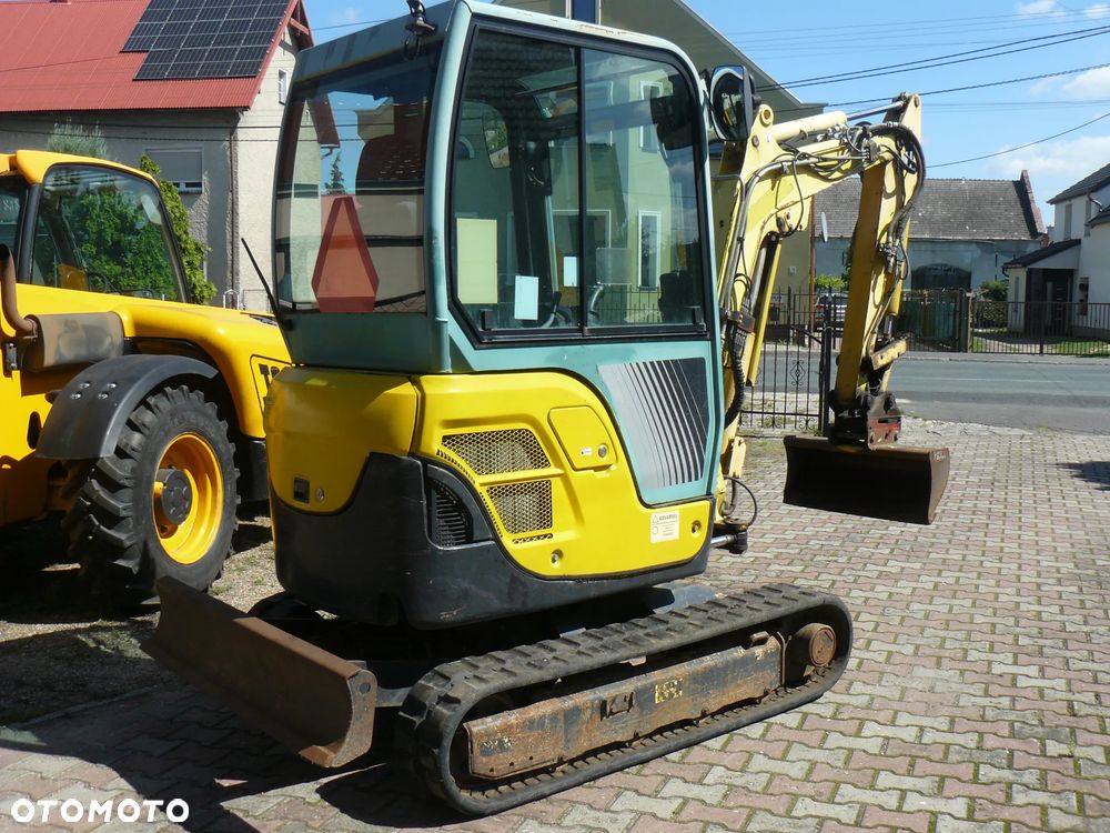 Yanmar SV20 - 3