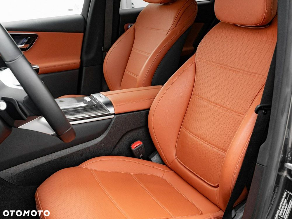 Mercedes-Benz GLC - 14