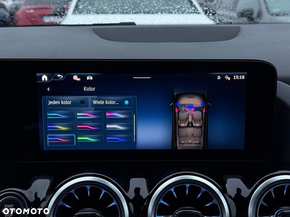 Mercedes-Benz GLA 200 AMG Line - 22