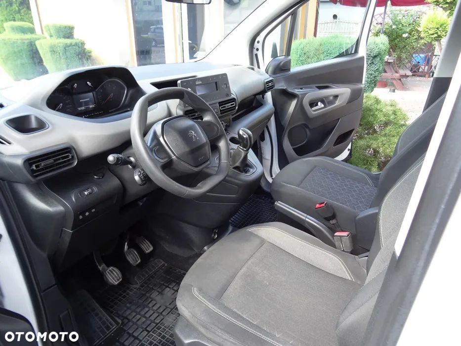 Peugeot Rifter 1.5 BlueHDI Active - 18