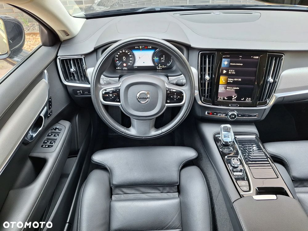 Volvo V90 T8 AWD Plug-In Hybrid Inscription - 24