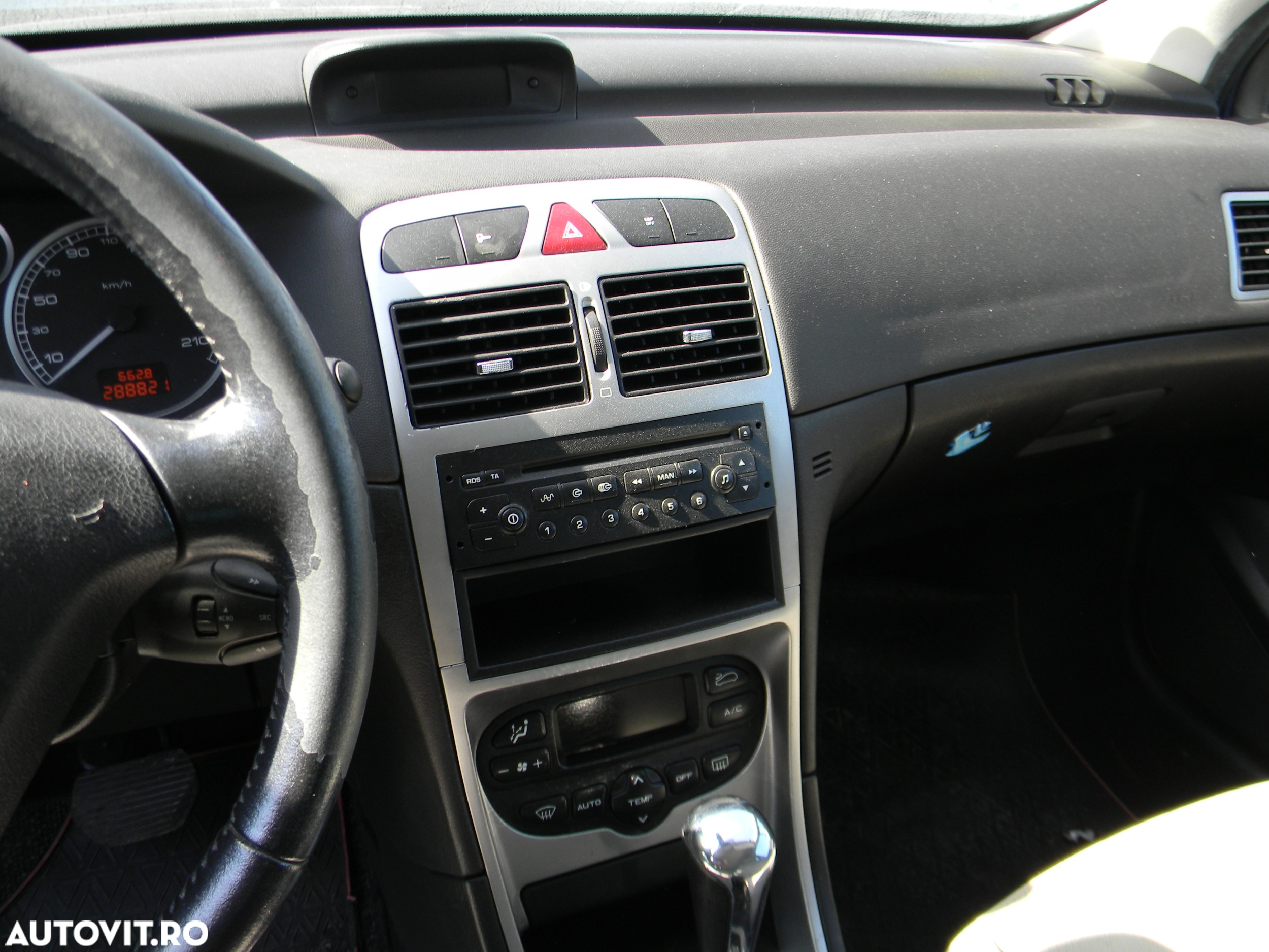 Dezmembrari  Peugeot 307  2000  > 0000 2.0 Benzina - 14
