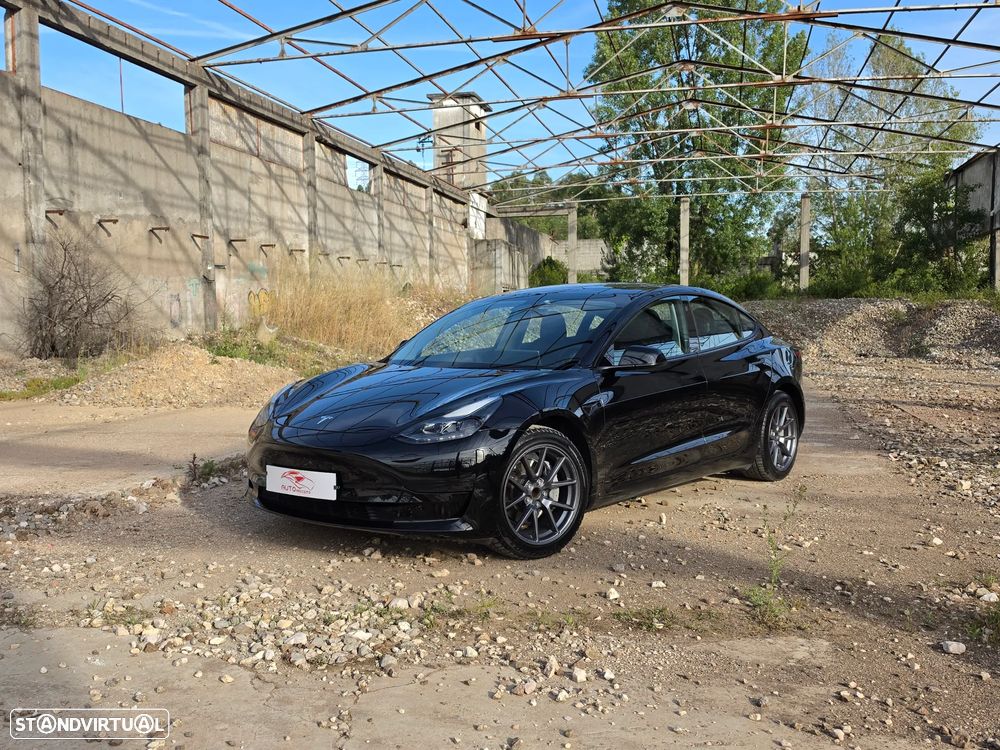 Tesla Model 3 Standard Range Plus RWD - 4