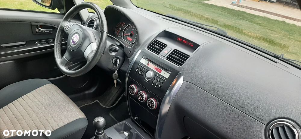 Fiat Sedici 1.6 16V 4x2 Emotion - 19