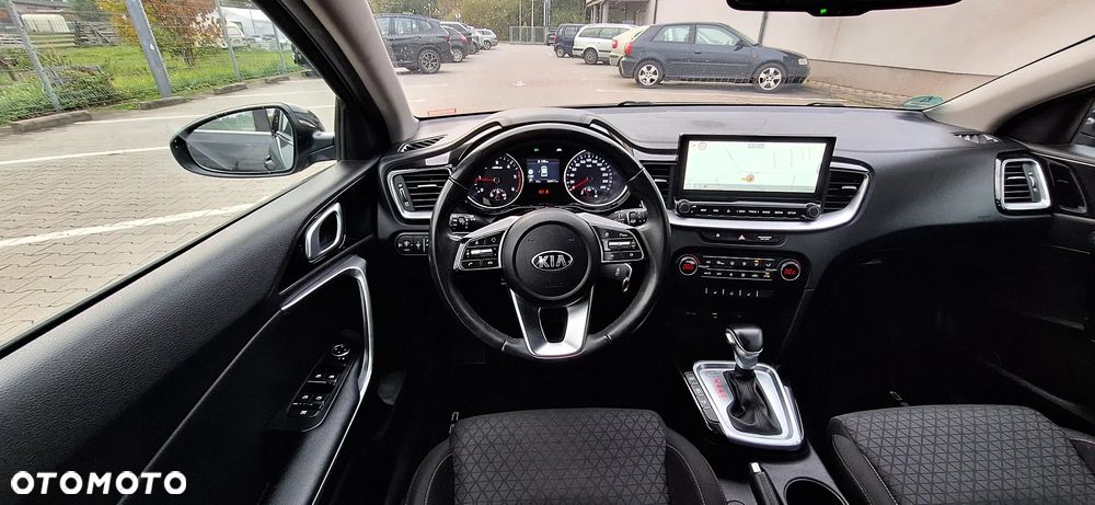 Kia Ceed - 15