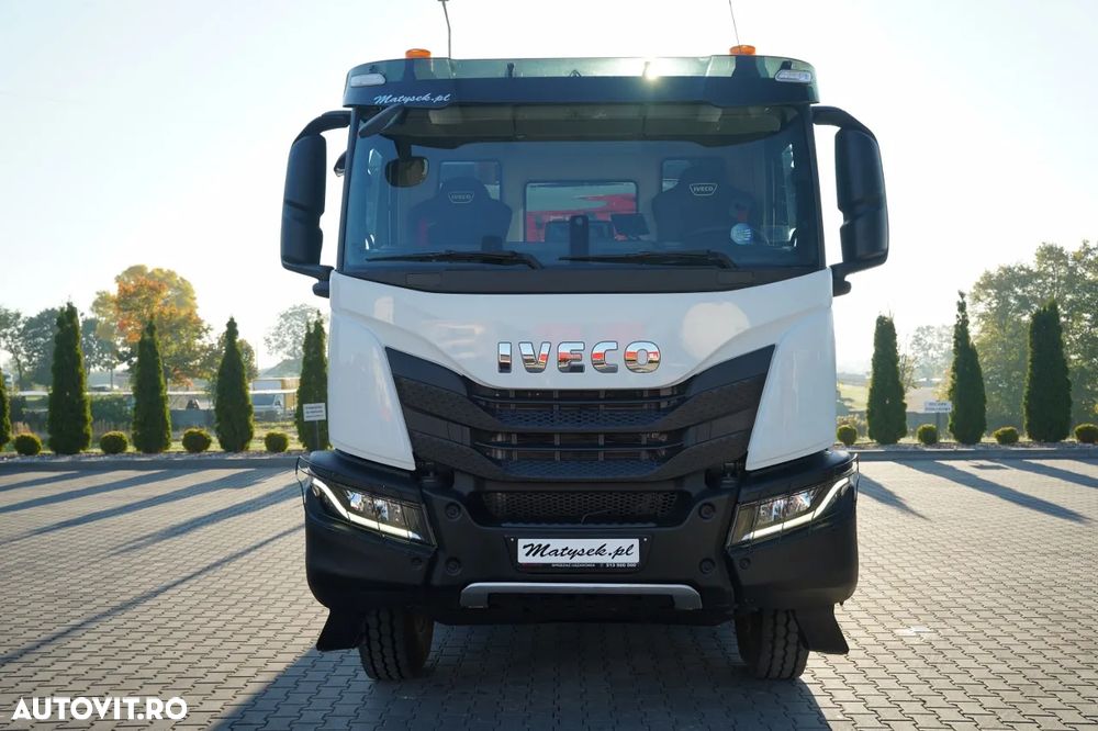 Iveco X-WAY 480 / 8X4 / BASCULATOR DUBLU / BANCĂ LATERALĂ HIDRODOXICĂ / PERDĂ ELECTRICĂ / ANVELOPE 100% / - 20
