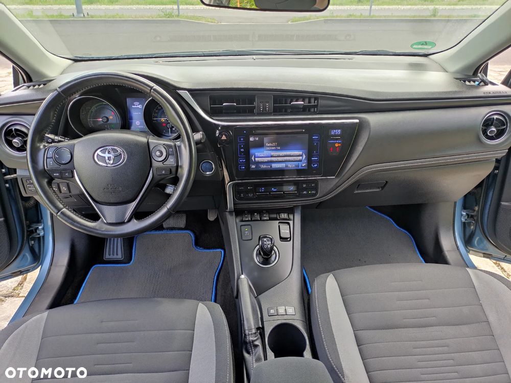 Toyota Auris - 10