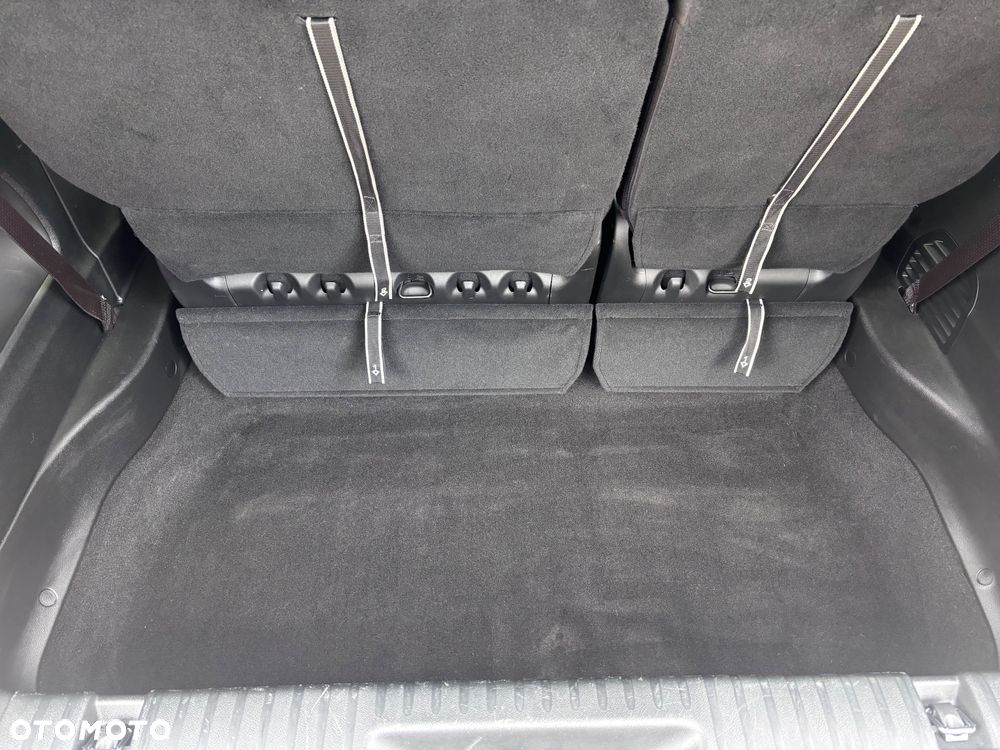 Chrysler Pacifica - 19