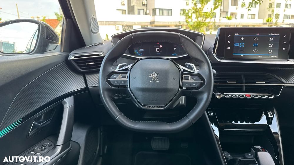 Peugeot 2008 1.5 BlueHDI EAT8 STT Allure Pack - 19