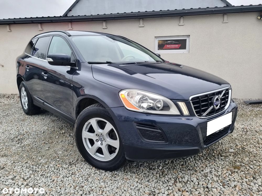 Volvo XC 60 D3 Momentum - 4