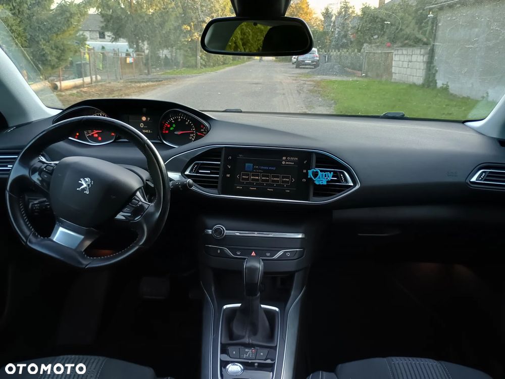 Peugeot 308 - 14