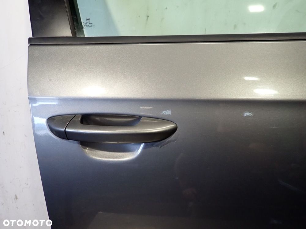 DRZWI PRAWY PRZÓD VOLKSWAGEN PASSAT B6 - 2